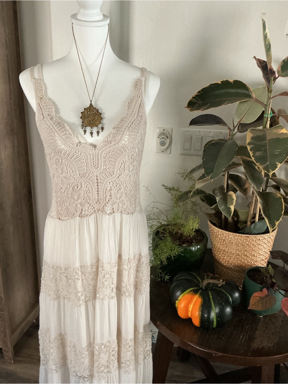Ivory Crochet Bodice Tiered Maxi Dress - Brand Unspecified
